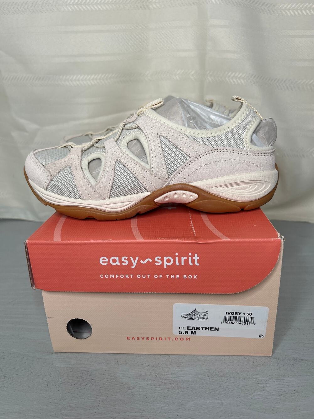 Easy Spirit Earthen Walking Shoes Ivory Womens Size 5.5M Bungee Slip On